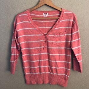 Casual quarter sleeved shirt